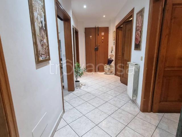 Appartamento in affitto a Quartiere 5, Firenze