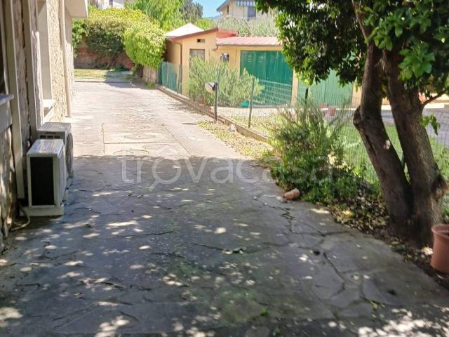 Appartamento in affitto a Quartiere 2, Firenze