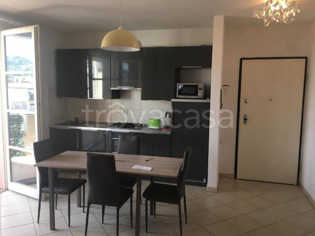 Appartamento in affitto a Veneziano, Gavello