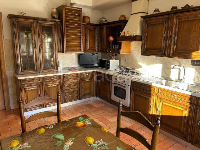Appartamento in affitto a Ugnano, Firenze