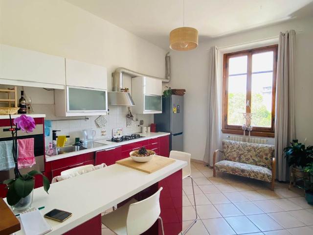 Appartamento in affitto a Quartiere 5, Firenze
