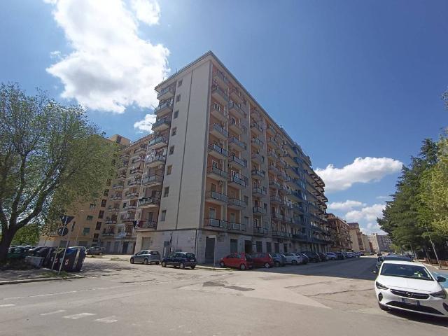 Appartamento in affitto a Rione San Ciro, Puglia