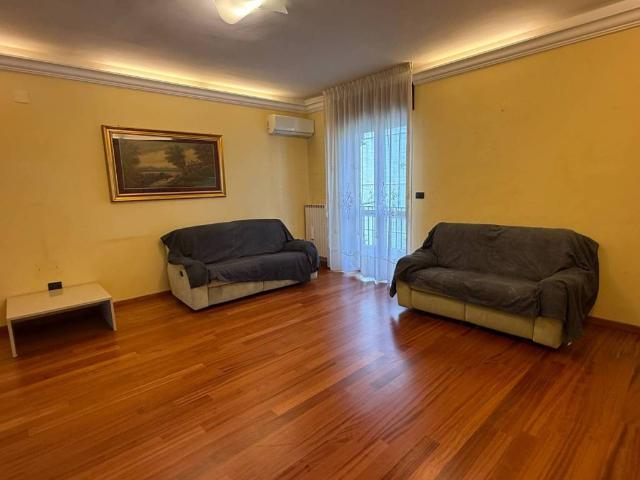 Appartamento in affitto a Puglia, Foggia