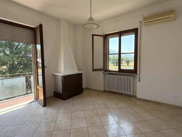 Appartamento in affitto a Foligno, Umbria