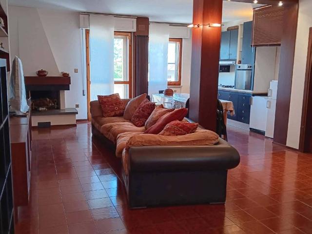Appartamento in affitto a Foligno, Umbria