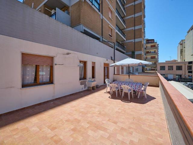 Appartamento in affitto a Follonica, Toscana