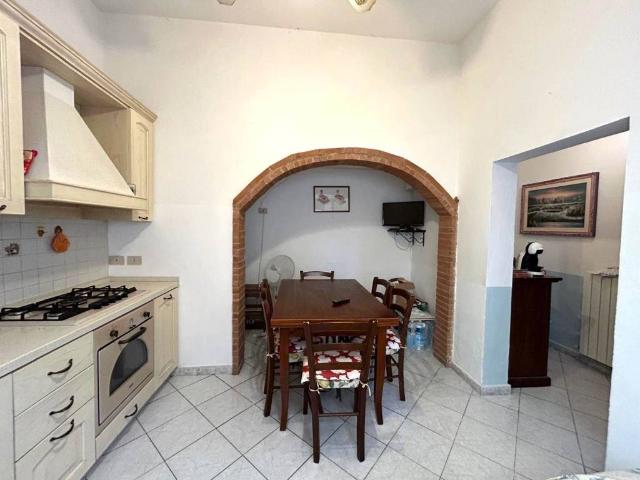 Appartamento in affitto a Follonica, Toscana