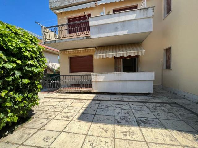 Appartamento in affitto a Follonica, Toscana