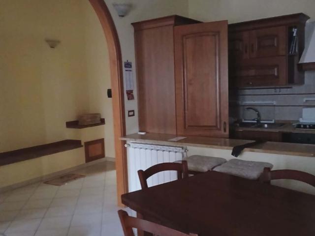 Appartamento in affitto a Porta Vescovo, Salto Di Fondi