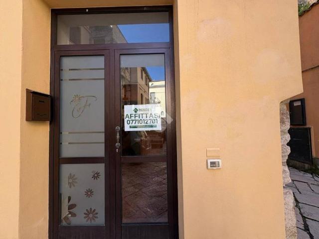Appartamento in affitto a Porta Roma, Salto Di Fondi
