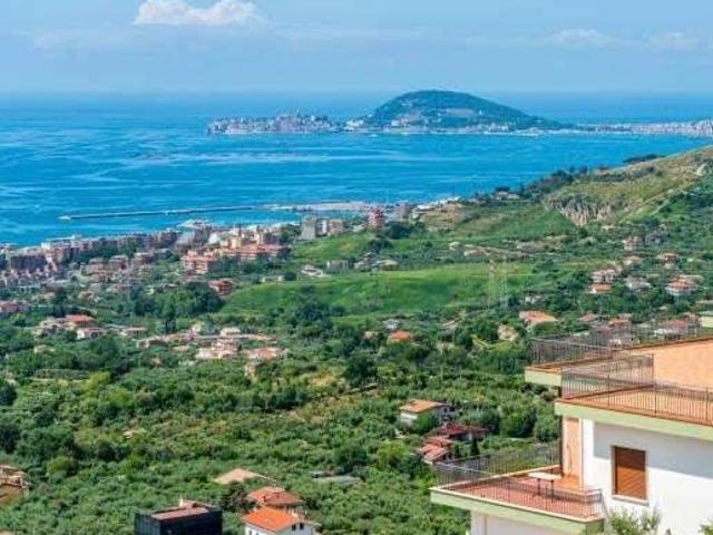 Appartamento in affitto a Formia, Lazio