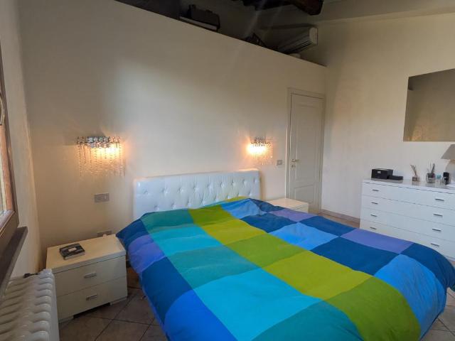 Appartamento in affitto a Centro Direzionale, Prato