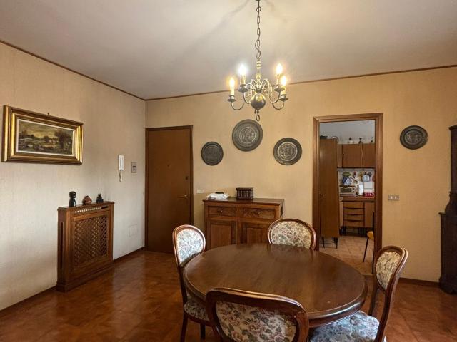 Appartamento in affitto a Fornovo Di Taro, Reggio Emilia