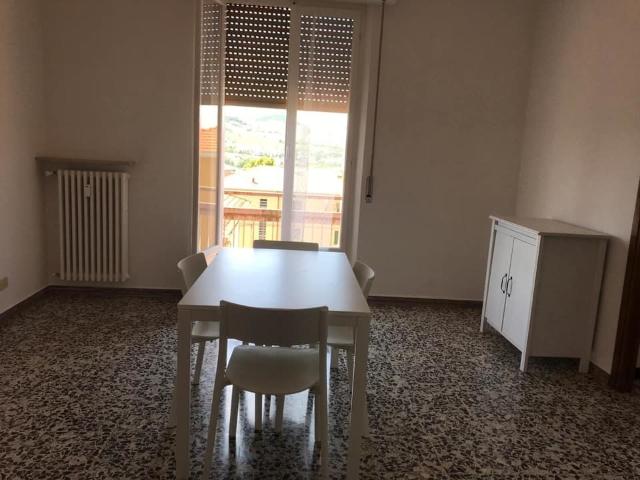 Appartamento in affitto a Fornovo Di Taro, Reggio Emilia
