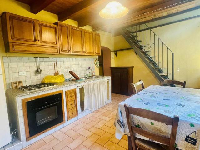 Appartamento in affitto a Riccò di Fornovo, Fornovo Di Taro