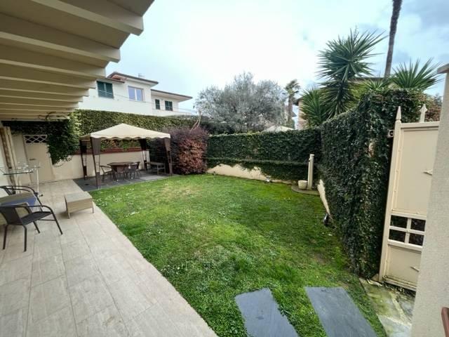 Appartamento in affitto a Vaiana, Forte Dei Marmi