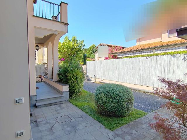 Appartamento in affitto a Vittoria Apuana, Forte Dei Marmi
