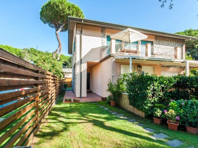 Appartamento in affitto a Forte Dei Marmi, Vittoria Apuana