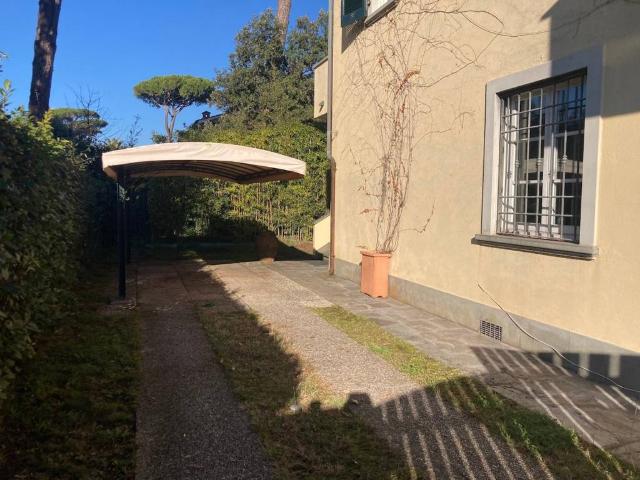 Appartamento in affitto a Vittoria Apuana, Forte Dei Marmi