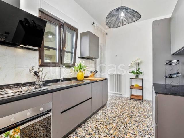 Appartamento in affitto a Vaiana, Forte Dei Marmi