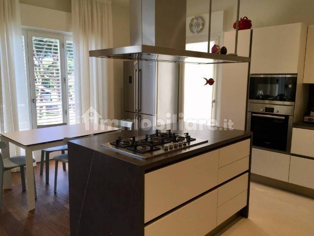 Appartamento in affitto a Vittoria Apuana, Forte Dei Marmi