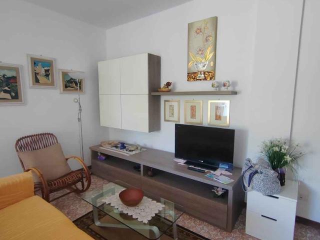 Appartamento in affitto a Vittoria Apuana, Forte Dei Marmi
