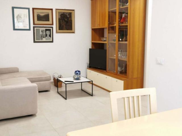 Appartamento in affitto a Vittoria Apuana, Forte Dei Marmi