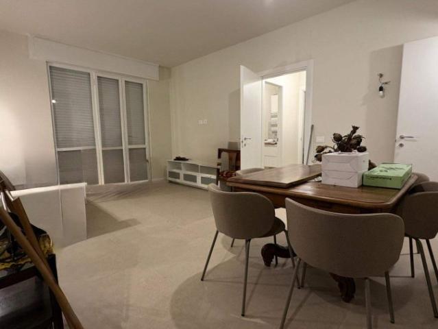 Appartamento in affitto a Vittoria Apuana, Forte Dei Marmi