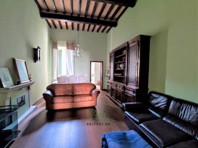 Appartamento in affitto a Centro Storico, Marche