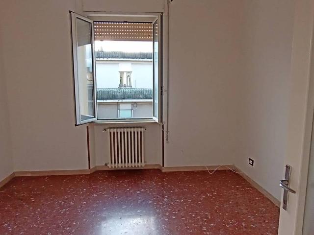 Appartamento in affitto a Frosinone, Lazio