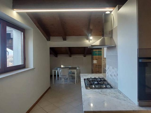 Appartamento in affitto a Giardino, Frosinone