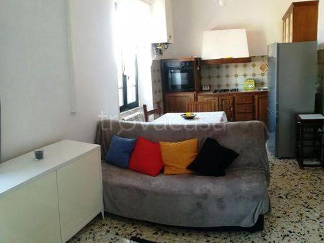 Appartamento in affitto a Colle San Pietro, Ferentino