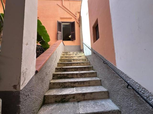 Appartamento in affitto a Gaeta Medievale, Gaeta