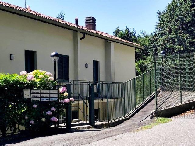 Appartamento in affitto a Fogliaro, Galbiate