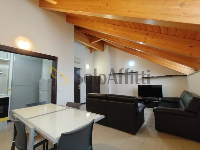 Appartamento in affitto a Centro, Gallarate