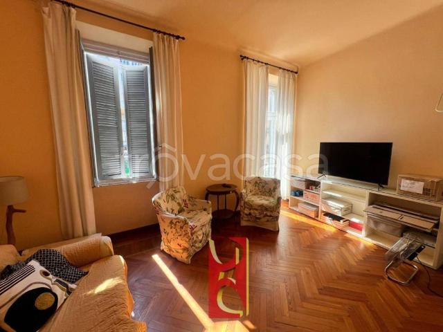 Appartamento in affitto a Centro, Gallarate