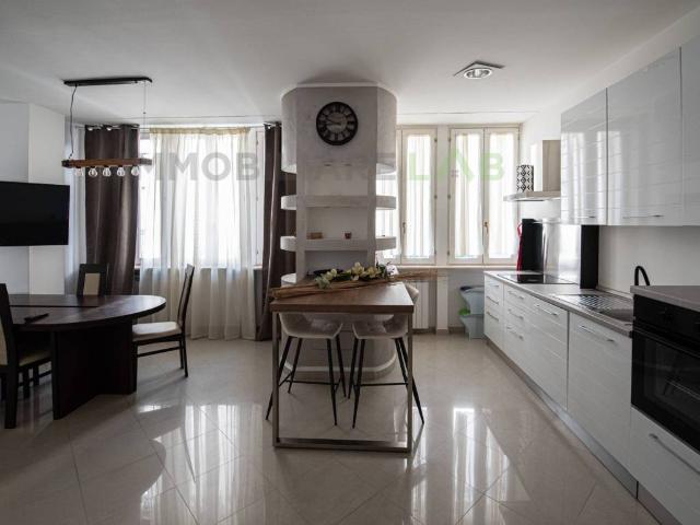 Appartamento in affitto a Centro, Gallarate