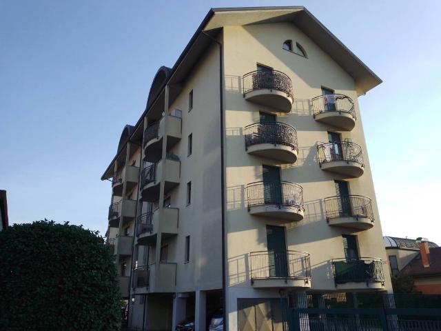 Appartamento in affitto a Arnate, Gallarate