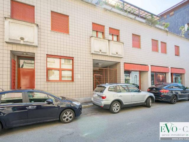 Appartamento in affitto a Centro, Gallarate