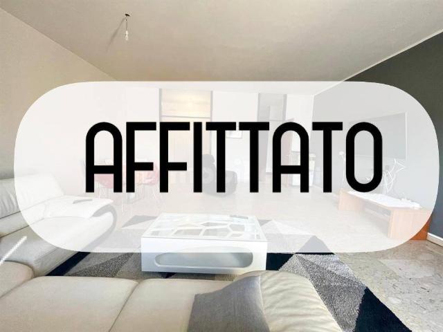 Appartamento in affitto a Centro, Gallarate