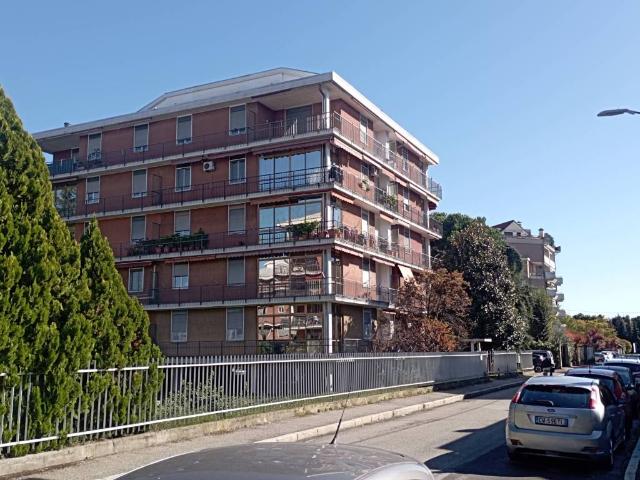 Appartamento in vendita a Sciarè, Gallarate