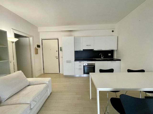 Appartamento in affitto a Centro, Gallarate