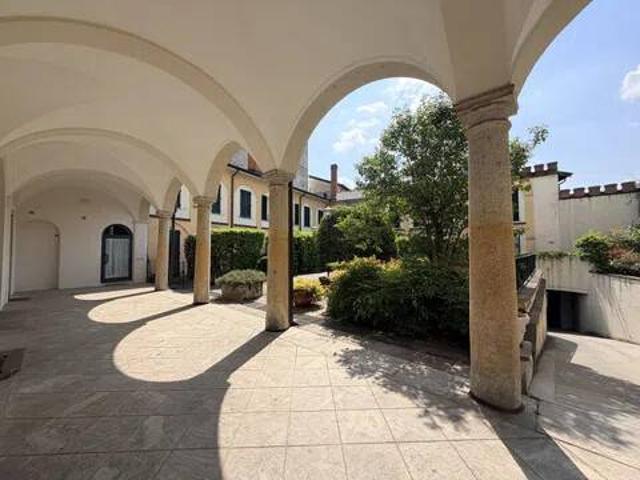 Appartamento in affitto a Centro, Gallarate