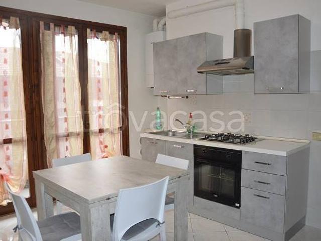 Appartamento in affitto a Arnate, Gallarate