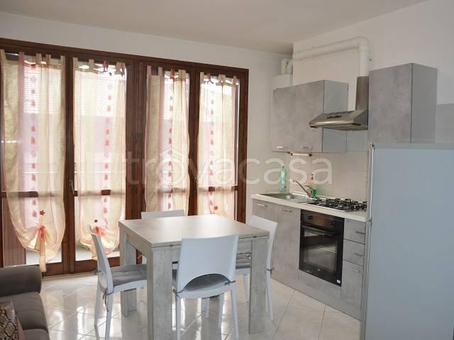 Appartamento in affitto a Arnate, Gallarate