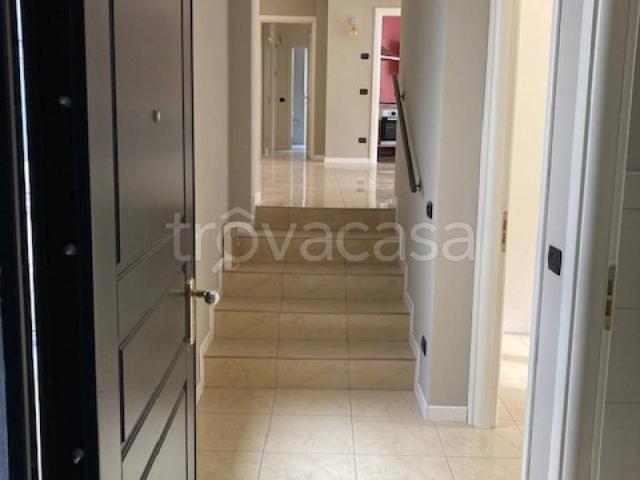 Appartamento in affitto a Centro, Gallarate