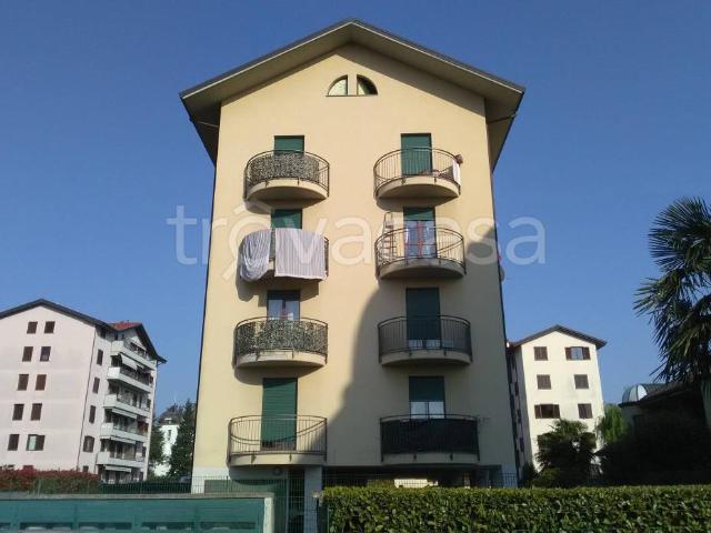 Appartamento in affitto a Arnate, Gallarate