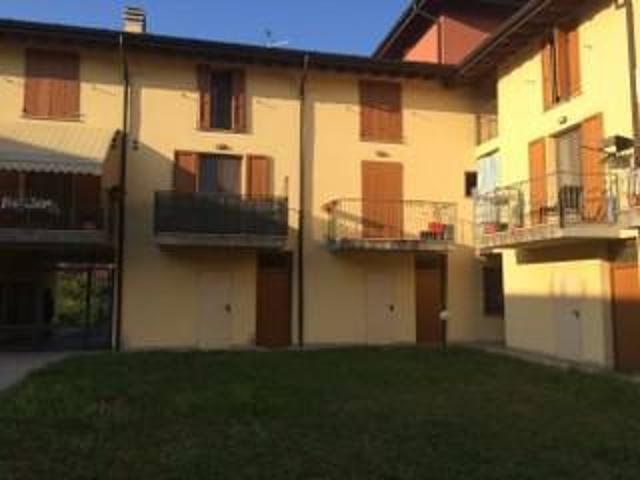 Appartamento in affitto a Gambolò, Pavia