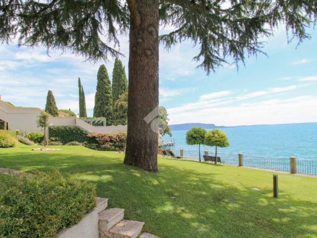 Appartamento in affitto a Comunità Montana Parco Alto Garda bresciano, Gardone Riviera