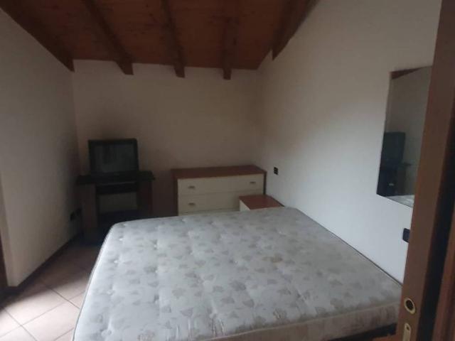 Appartamento in affitto a Gazzaniga, Lombardia